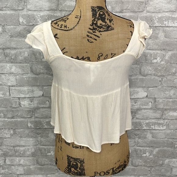 Sadie & Sage Cream Gauzy Cropped Top - Picture 3 of 5